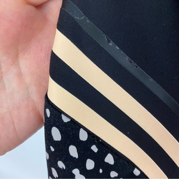 Sarah’s Day x White Fox Active Leggings Womens Size Small SD X WFA Tights Black - Picture 13 of 13